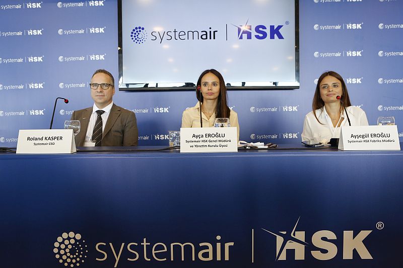 Systemair CEO’su Roland Kasper, Systemair HSK Genel Müdürü Ayça Eroğlu, Systemair HSK Fabrika Müdürü Ayşegül Eroğlu