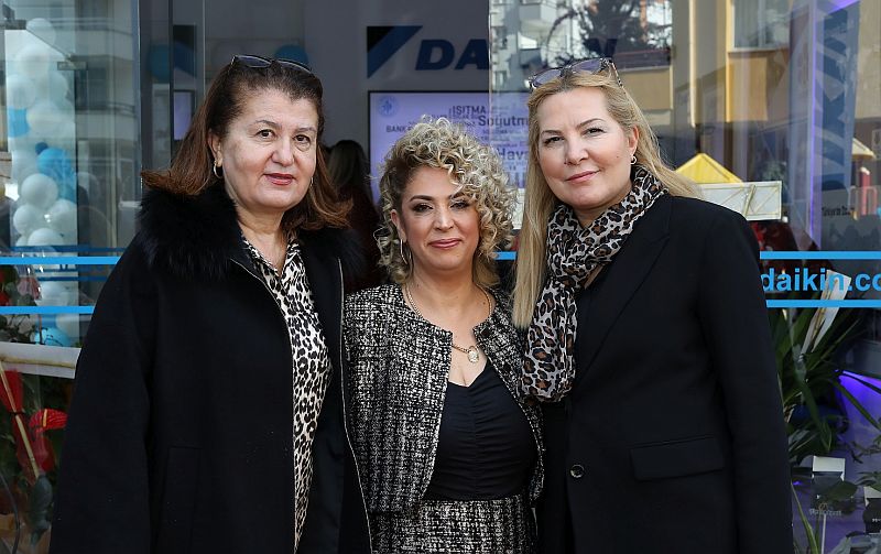 Ebru Karaörs Adana