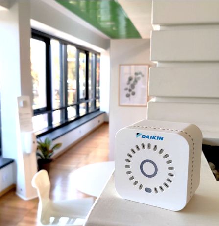 Büyütmek için resme tıklayın Üç aşamalı filtreleme sistemiyle üst düzey hava temizliği sağlayan cihaz