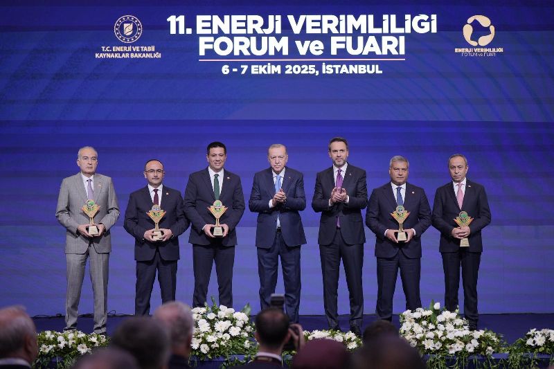 Enerji Verimliliği Forum ve Fuarı’nda SENVER’25 Ödülleri Sahiplerini Buldu